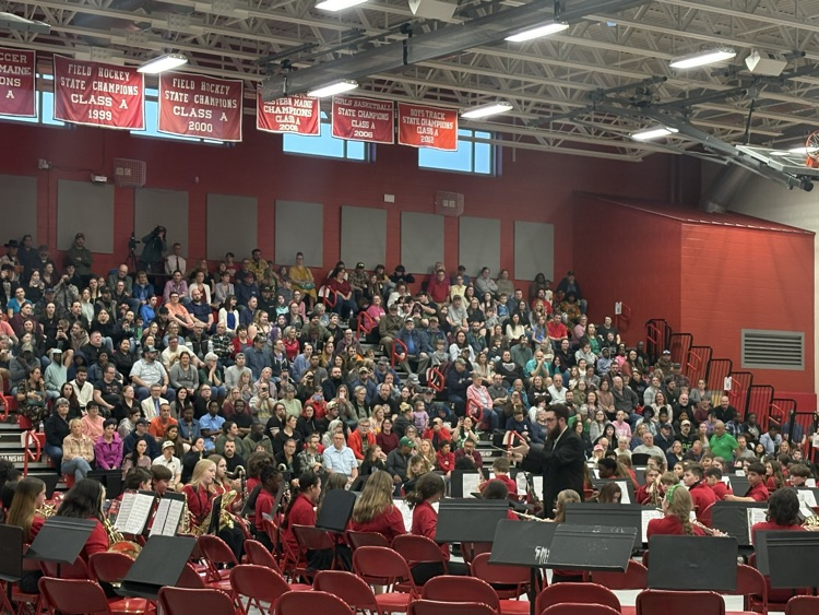 It's a full house at Partners Bank Gymnasium for our 37th annual Band Fest!