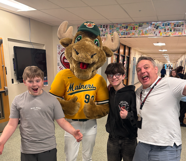 Sanford Middle School recently welcomed Boomer, the beloved mascot of the Sanford Mainers, for special assemblies with 5th and 6th graders! Boomer kicked off the Mainers' Bookworms program, challenging the whole school to read through the beginning of April. It's a fun way to celebrate reading while connecting students to their hometown team!