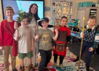 Big things happening in third grade at Carl J. Lamb Elementary! 🌟 Our students have been exploring space through reading, using Venn diagrams to organize their thinking, and writing paragraphs to compare and contrast what they've learned.