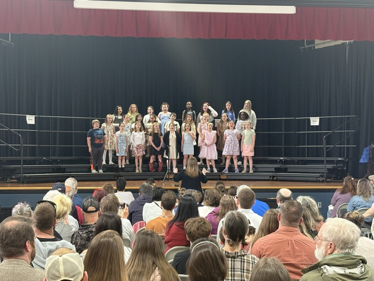Sanford Pride’s Celebration of Learning continued tonight with their 4th Grade concert!