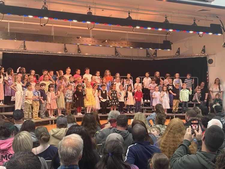 Carl J. Lamb's Kindergarten and 1st Grade Concert and Art Show is underway!