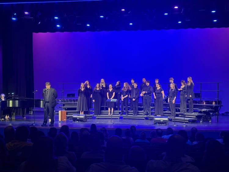 Sanford High School's Spring Concert is underway!