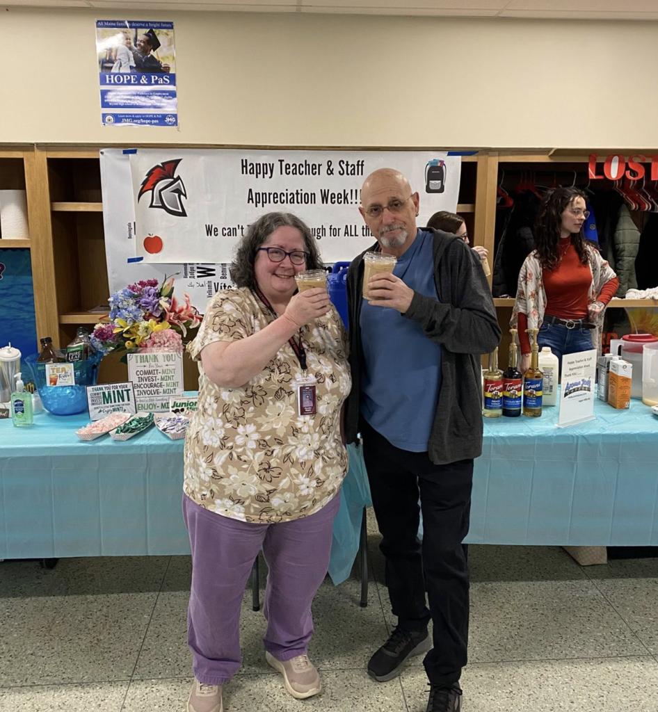 🍎 Happy Teacher Appreciation Week from the Sanford School Department! 🎉  This week, our incredible PTAs pulled out all the stops to show our educators just how much they mean to us. From breakfast spreads and coffee carts to snack bars and a 90s-themed celebration, our elementary and middle school staff have been treated to a week full of love and delicious food. And they deserve every bit of it.  To every teacher, educator, and staff member across the entire Sanford School Department: thank you for your dedication, your patience, and your passion for investing in our students. We are so grateful for each and every one of you! 