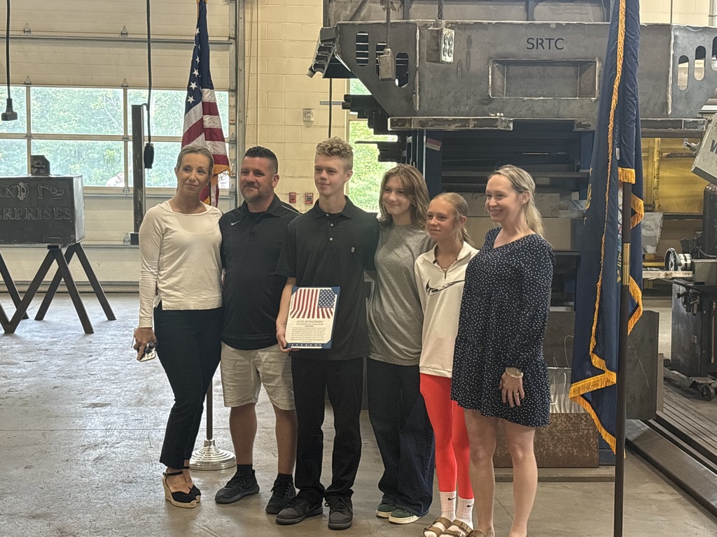 This morning, members of the NH Air National Guard came to the Sanford Regional Technical Center to recognize recent SHS and SRTC graduate Gavin Ericson as he signed his enlistment contract and took his oath. The ceremony took place in the SRTC welding room.  During his time at SRTC, Gavin completed two programs: Welding & Metal Fabrication and Engineering & Robotics. This fall, he will attend the University of New Hampshire to study mechanical engineering while serving with the NH Air National Guard. Congratulations to Gavin!