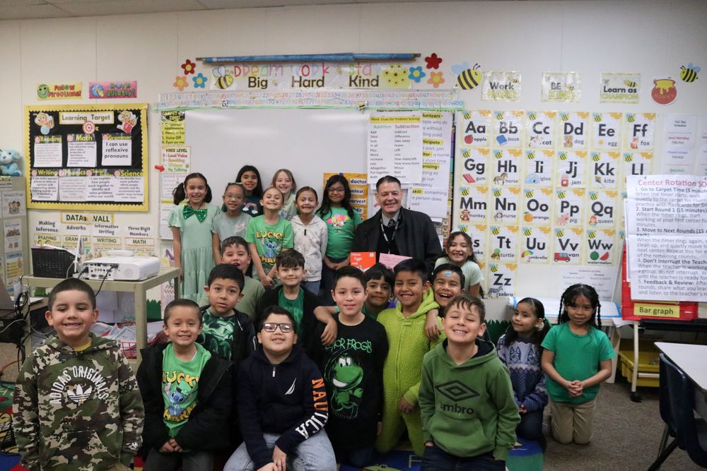 Superintendent Verdugo with MVE class