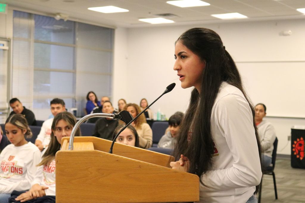 RRHS VOLLEYBALL TEAM RECOGNITION