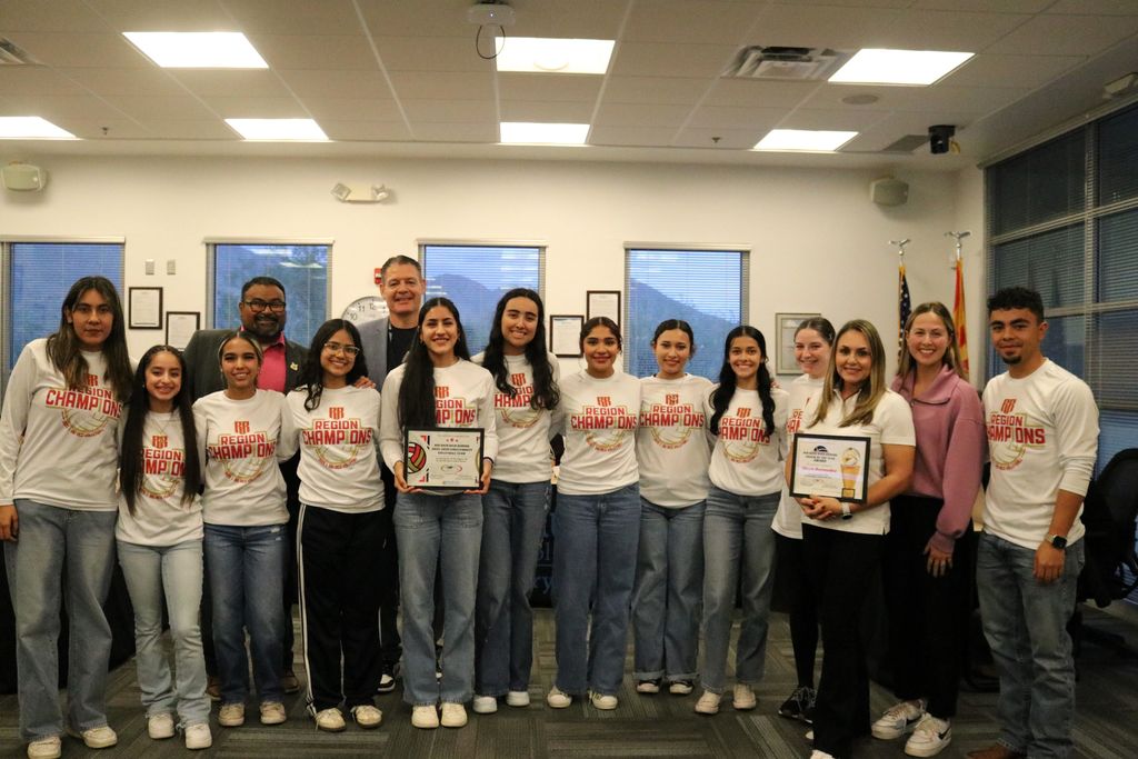 RRHS VOLLEYBALL TEAM RECOGNITION