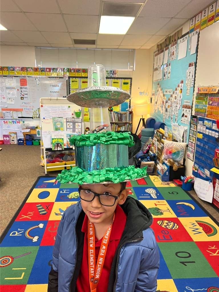 Love of Reading Spirit Week 