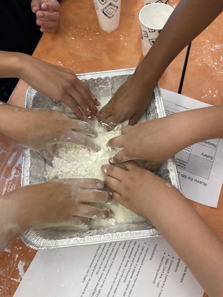 STUDENTS MAKING SLIME