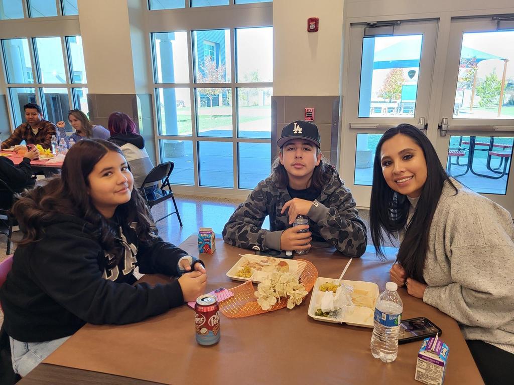 Milagro Thanksgiving 