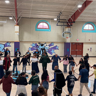 Students dancing with Fiesta Council 