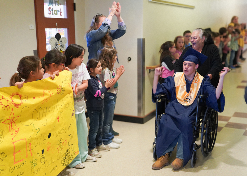 sfhs seniors who inspire parade