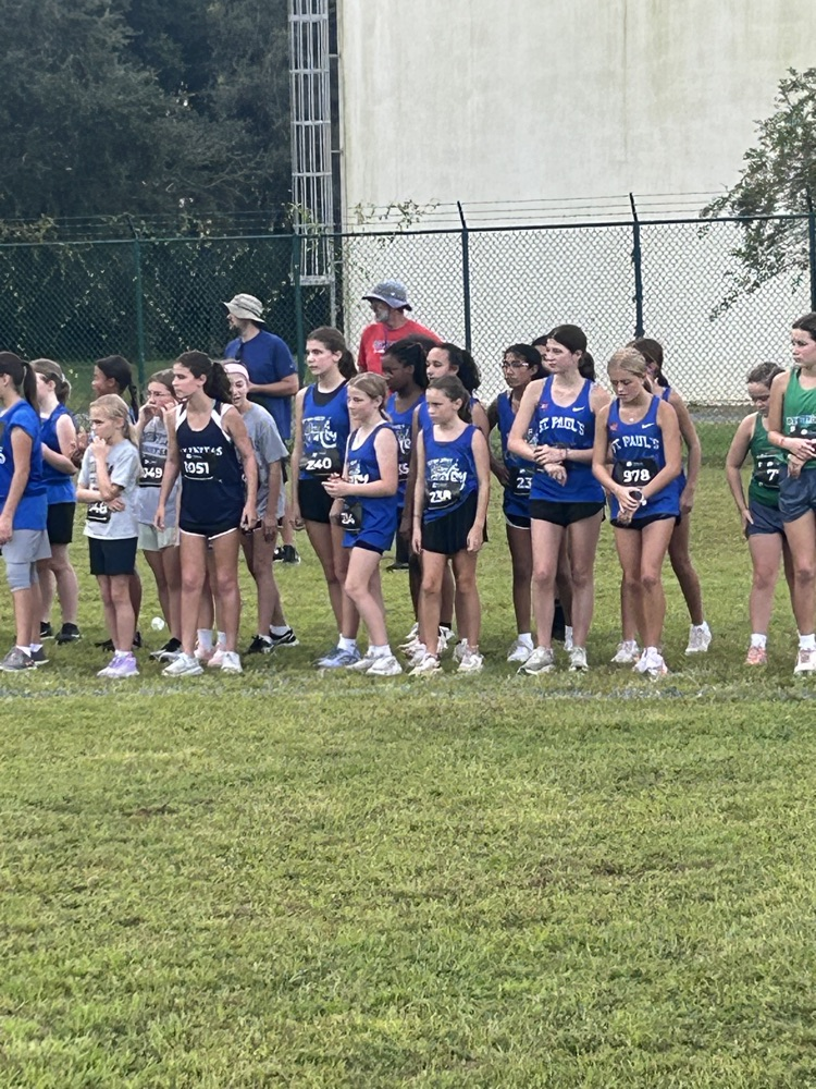 oh look a group of runners not running
