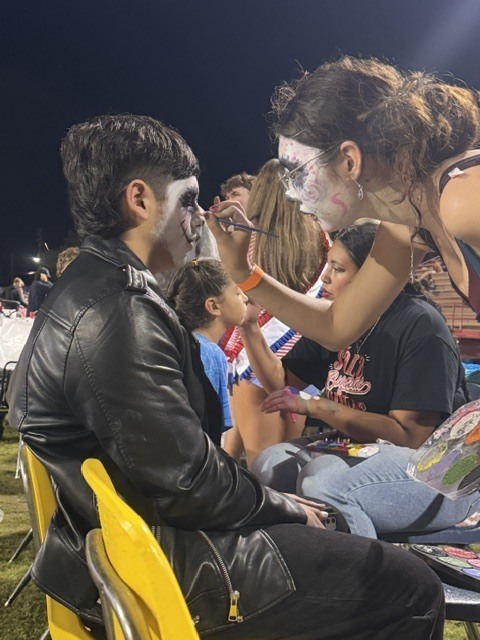 PHS Spanish Honor Society students celebrate Homecoming and Hispanic Heritage Month