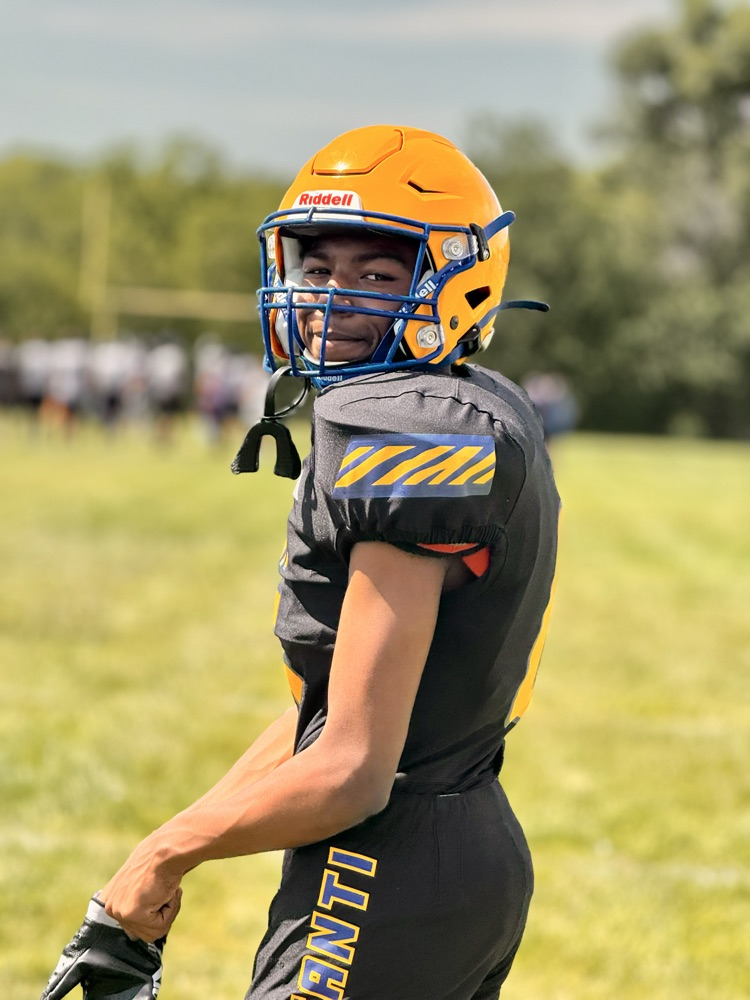 football player practicing