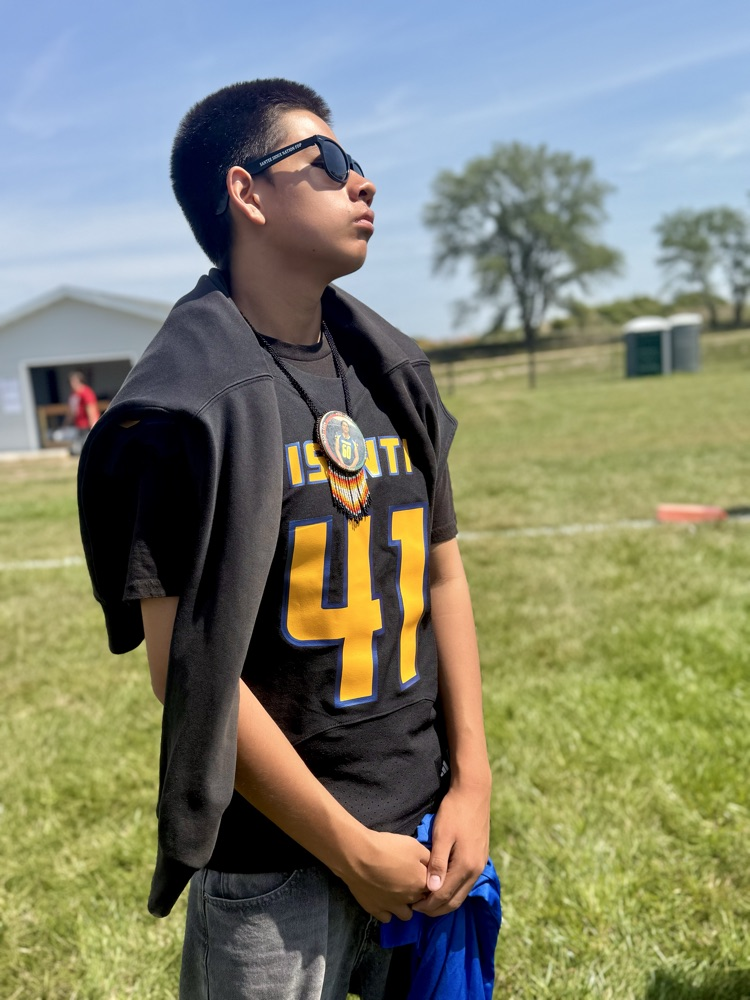 football player practicing