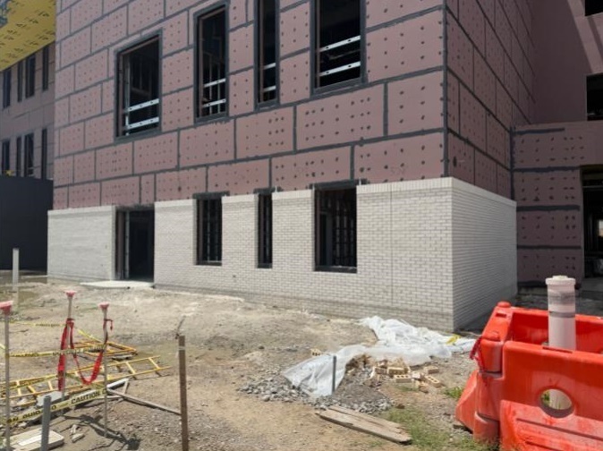 PROGRESS AS PROMISED! Take a look at the beautiful brick work happening at the future Sapulpa High School. The brick work pays homage to Sapulpa's historic red brick aesthetic while embracing modernity with lighter brick options. Architects at Reed Architecture and Interiors worked meticulously, with feedback from district leaders and faculty, to design the complex masonry, while construction managers at Nabholz Corporation ensure the work is top notch. Construction is moving fast this summer, and the future Sapulpa High School is really taking shape along Route 66!