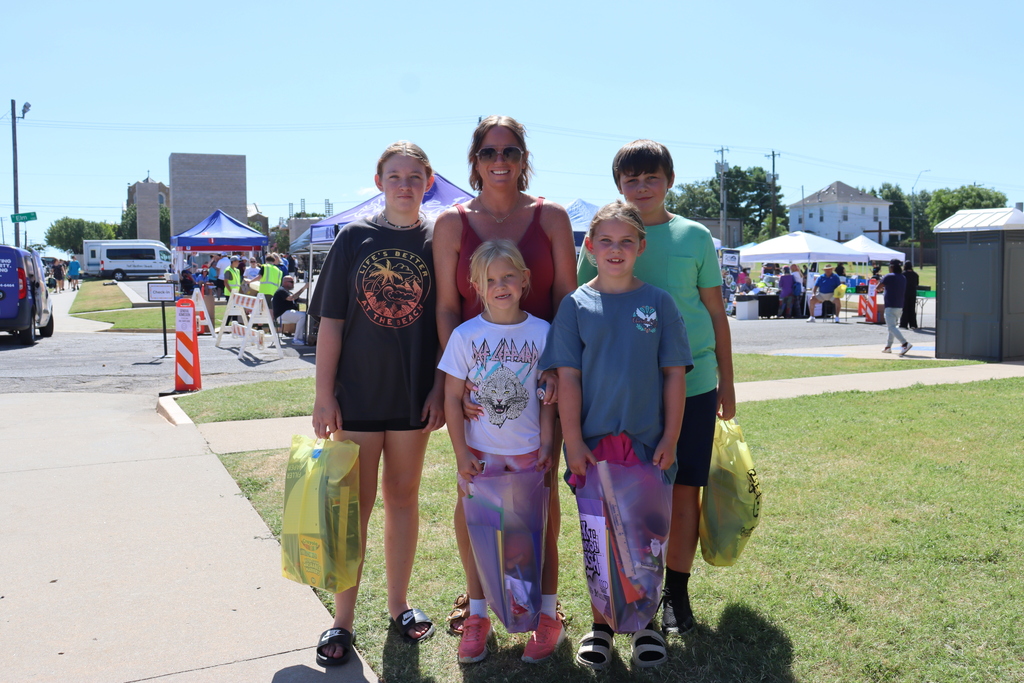 Students and families at Back to School Bash