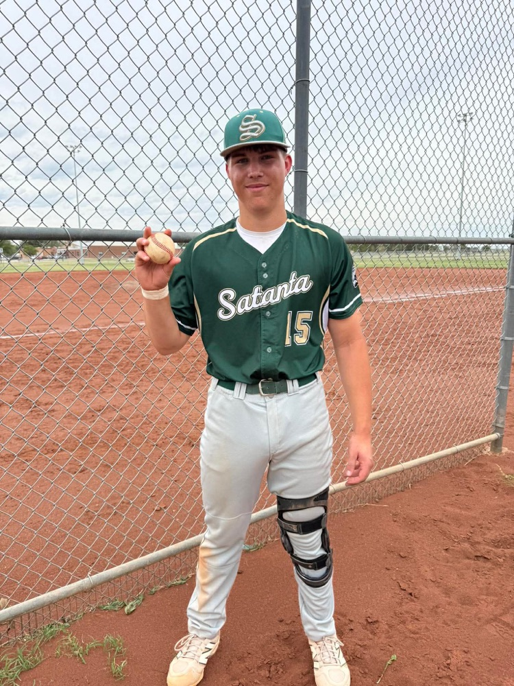 Hayden Pendegraft hits second home run of the season.