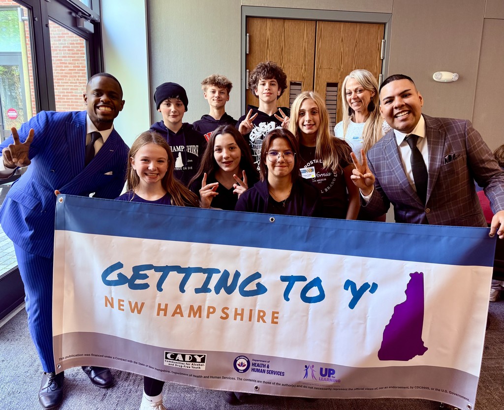 Ellis School student ambassadors posing at Getting to Y