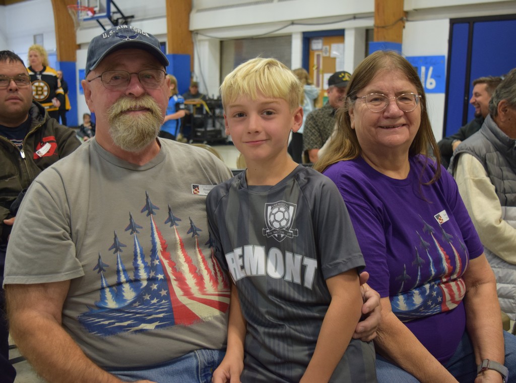 Veteran family members with their student(s)
