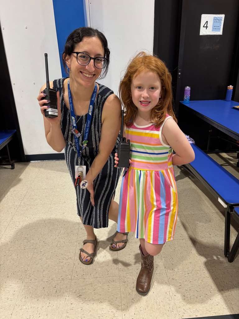 Mrs. Rosenberg and a student who dressed like her!