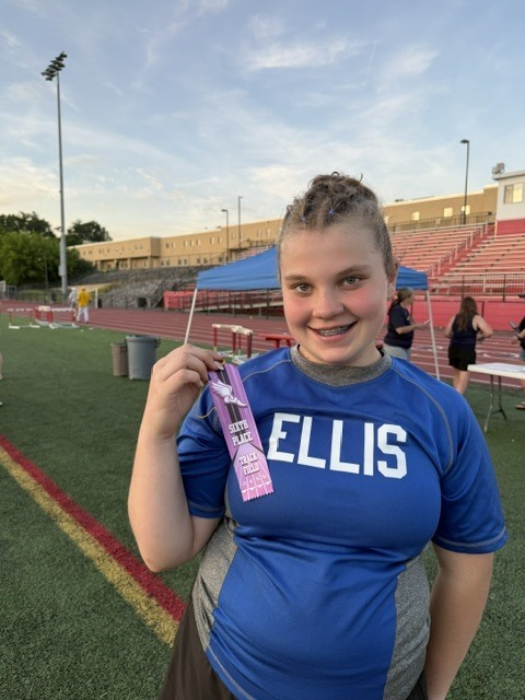 Tori with her 6th place ribbon!