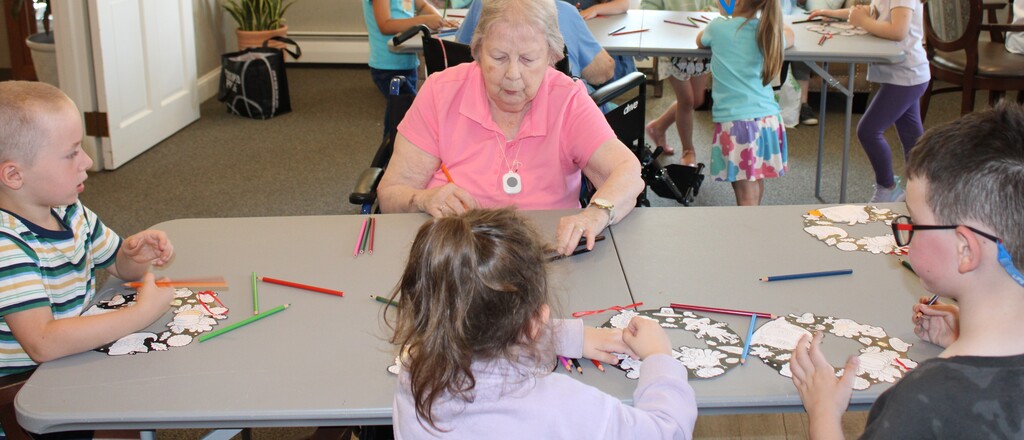 Kindergarten creating crafts