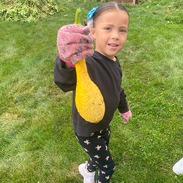 Tower Rock Students Work in the School Garden