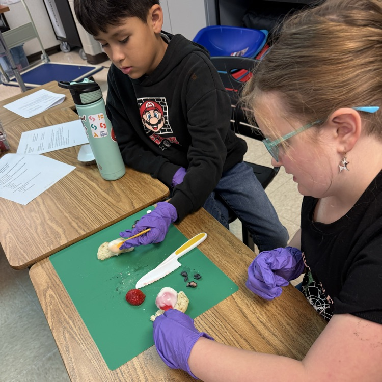 Teamwork is delicious! 