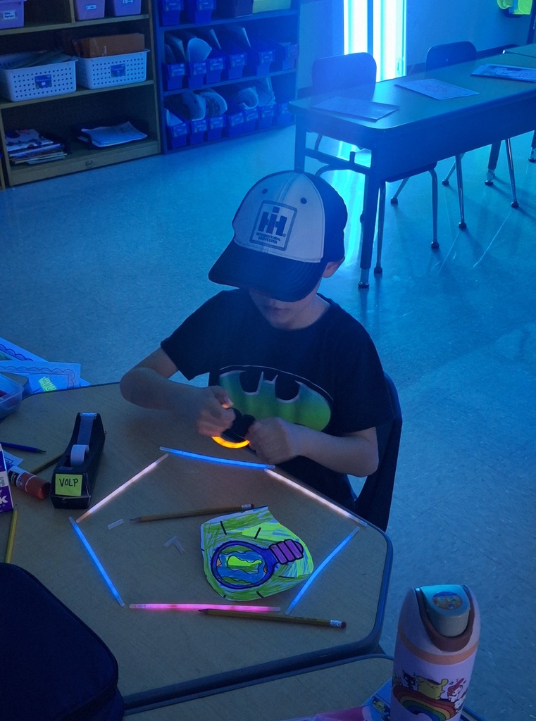 Geometry Glow Party