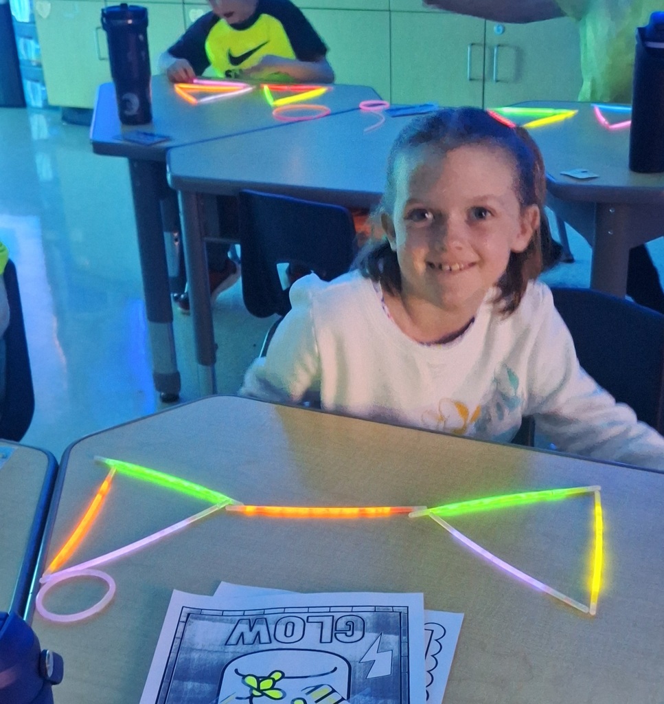 Geometry Glow Party