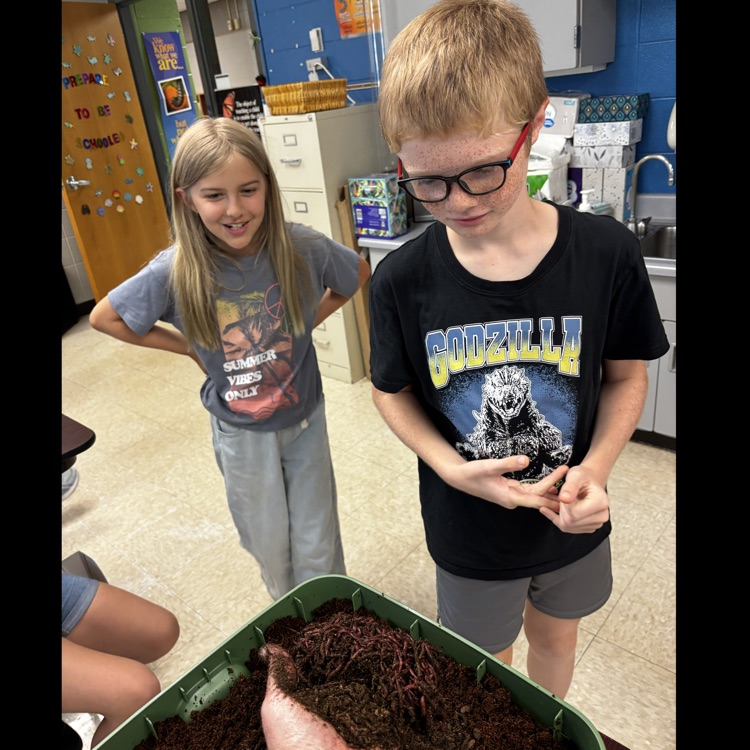 Worms ready to dig in! 