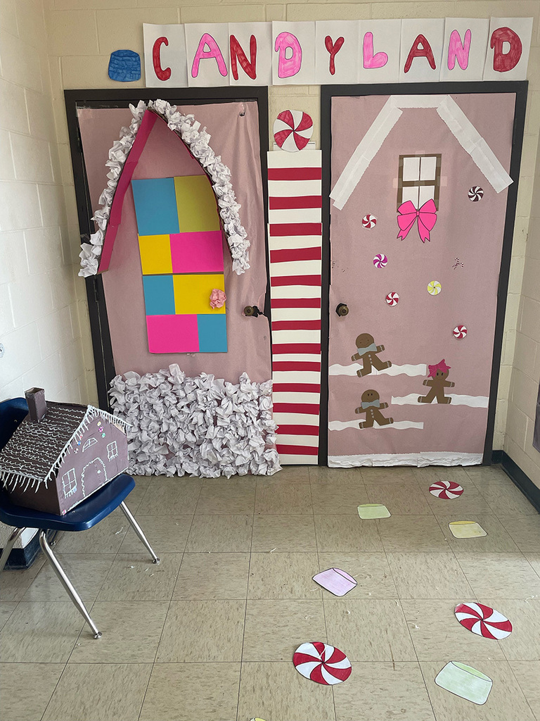 The popular board game Candyland was another door idea.