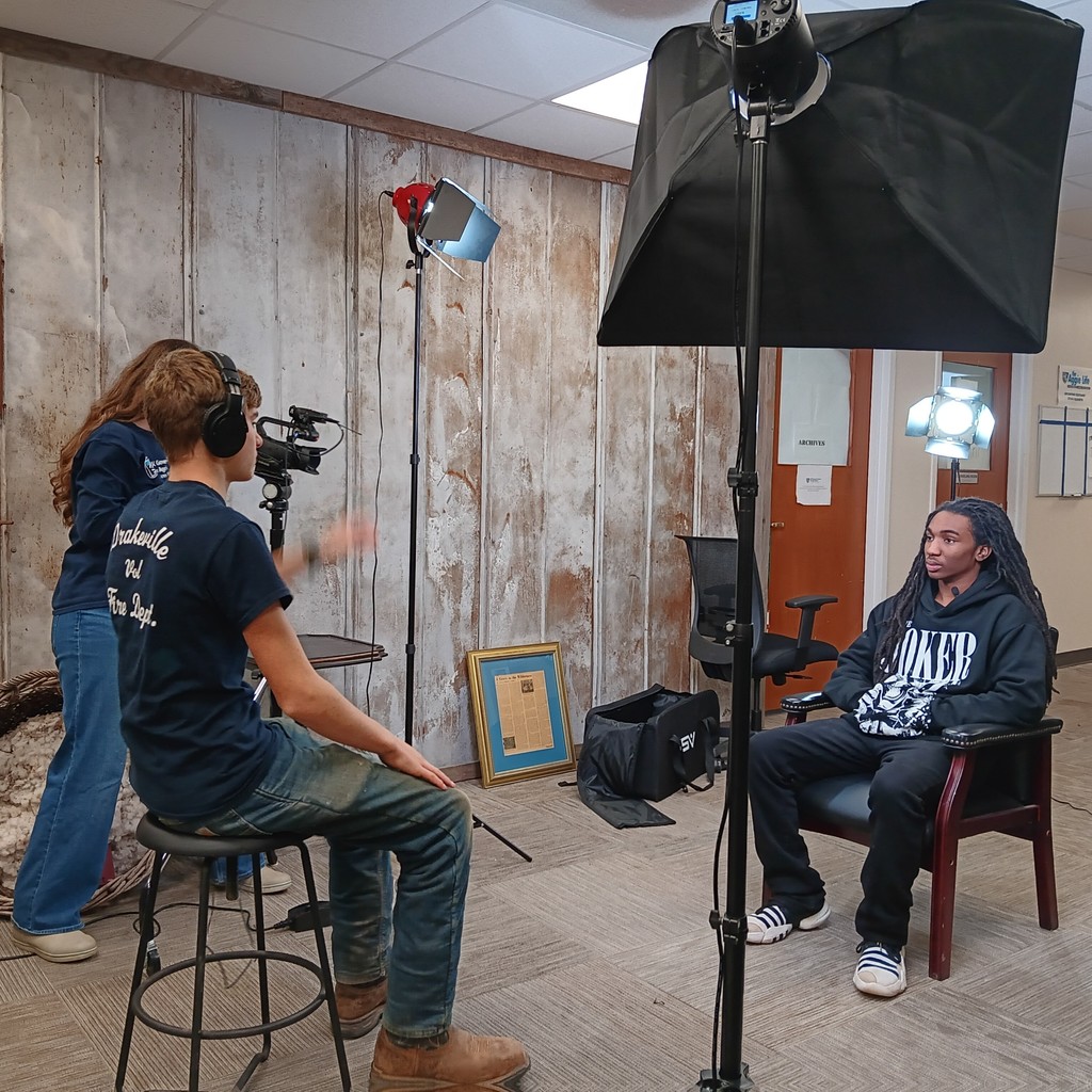 AggieMEDIA students practice setting up and conducting an interview.