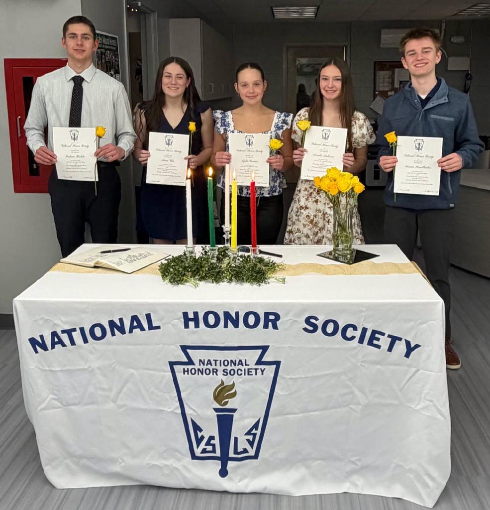 Newly inducted members of NHS