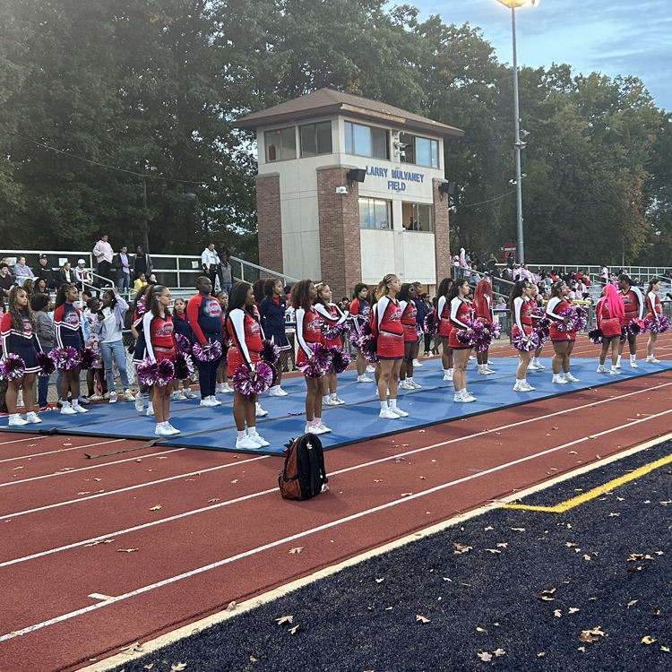 cheerleaders at varsity game