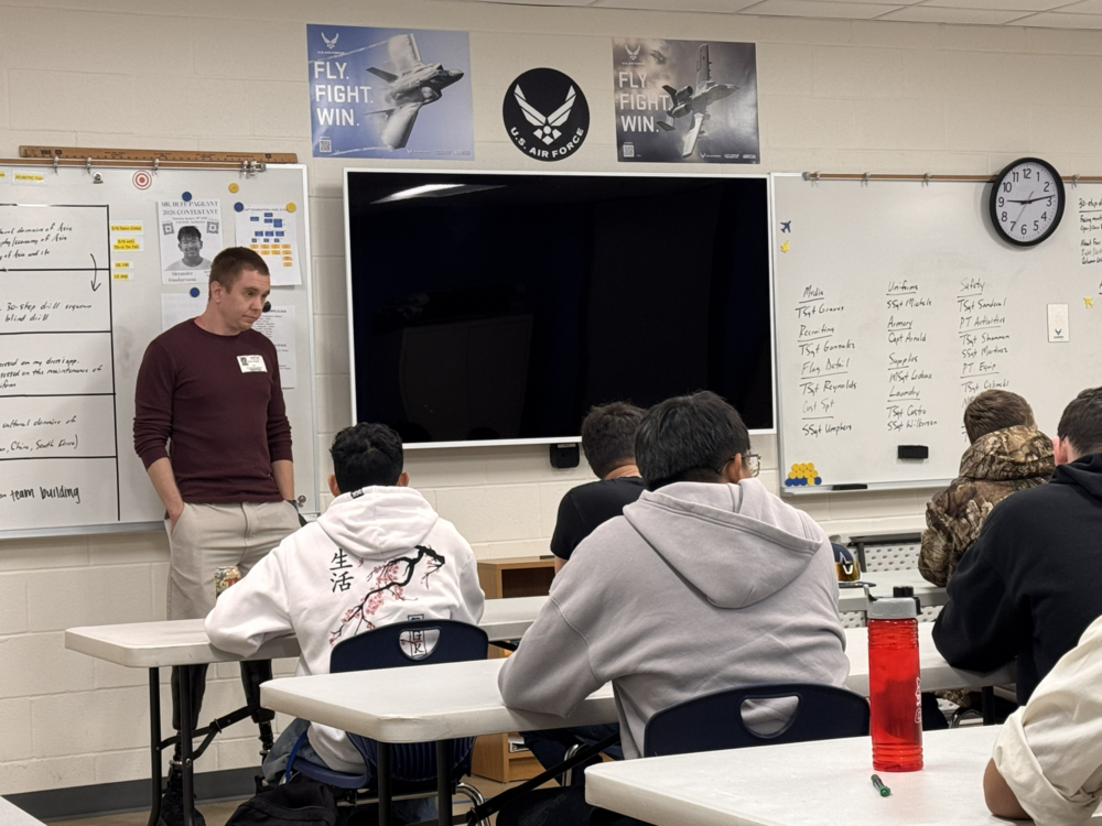 SGT Jergens visited with Clemens HS JROTC