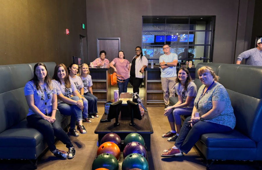 Wilder 5th grade teachers bowling.