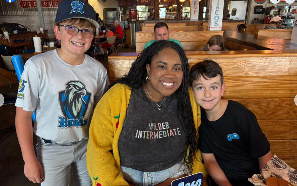 Ms. Parks with students at Willie's