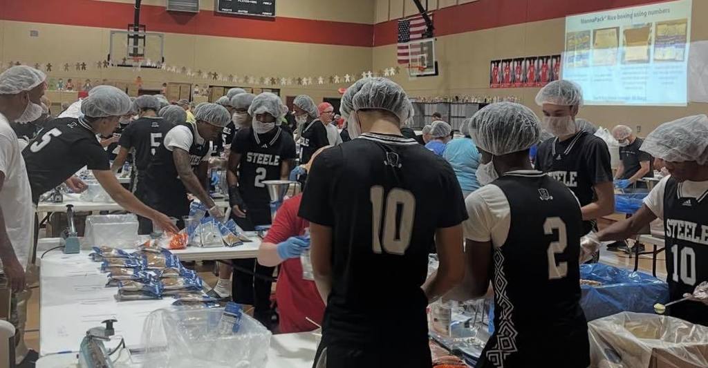 Team filling plates.