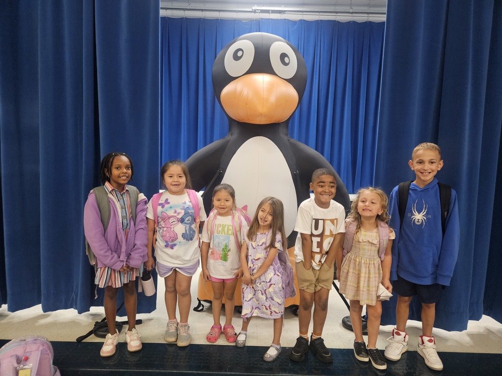 Jiji made a SURPRISE visit to Watts this morning!