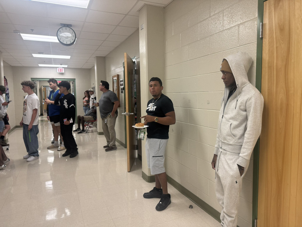 students in line to get food