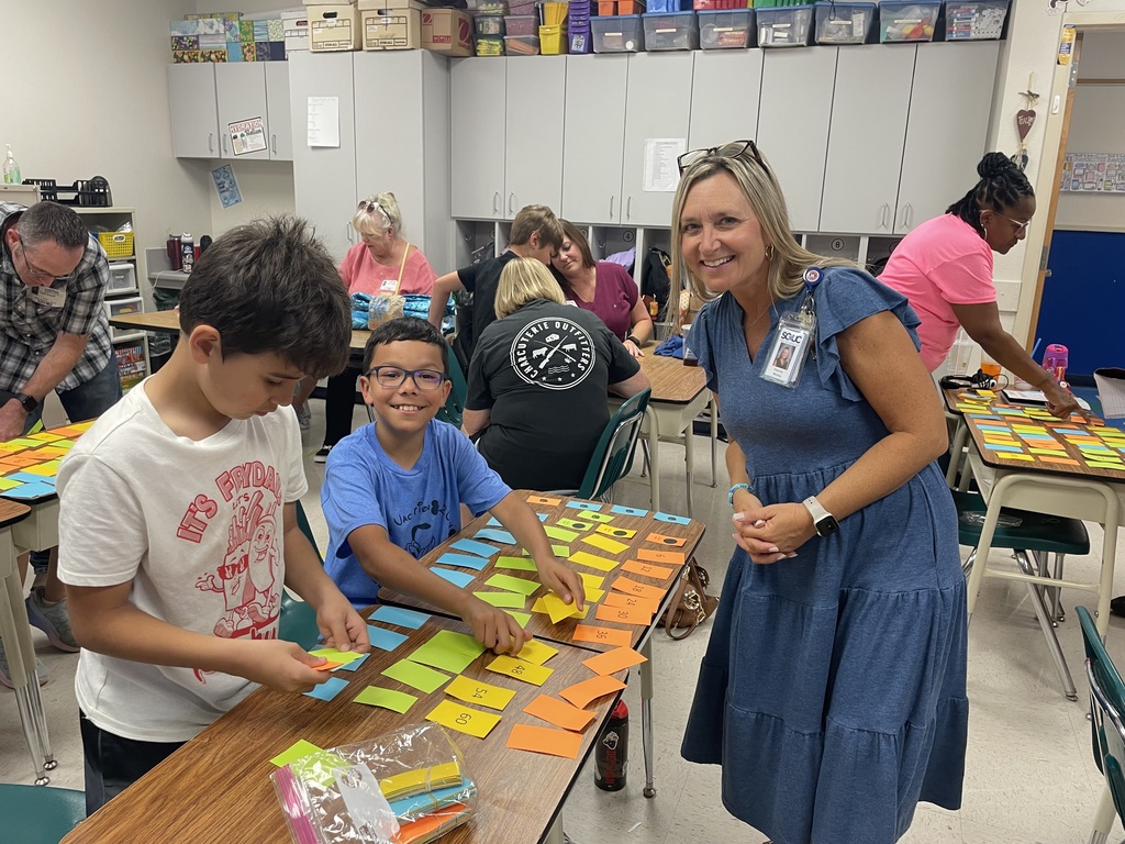 Parent Engagement Math Event following the 4th Grade Family Picnic