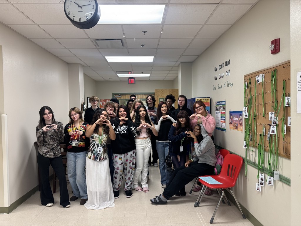 group of students posing for picture 