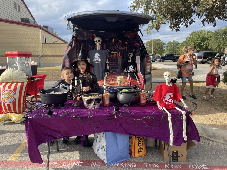 family car at trunk or treat
