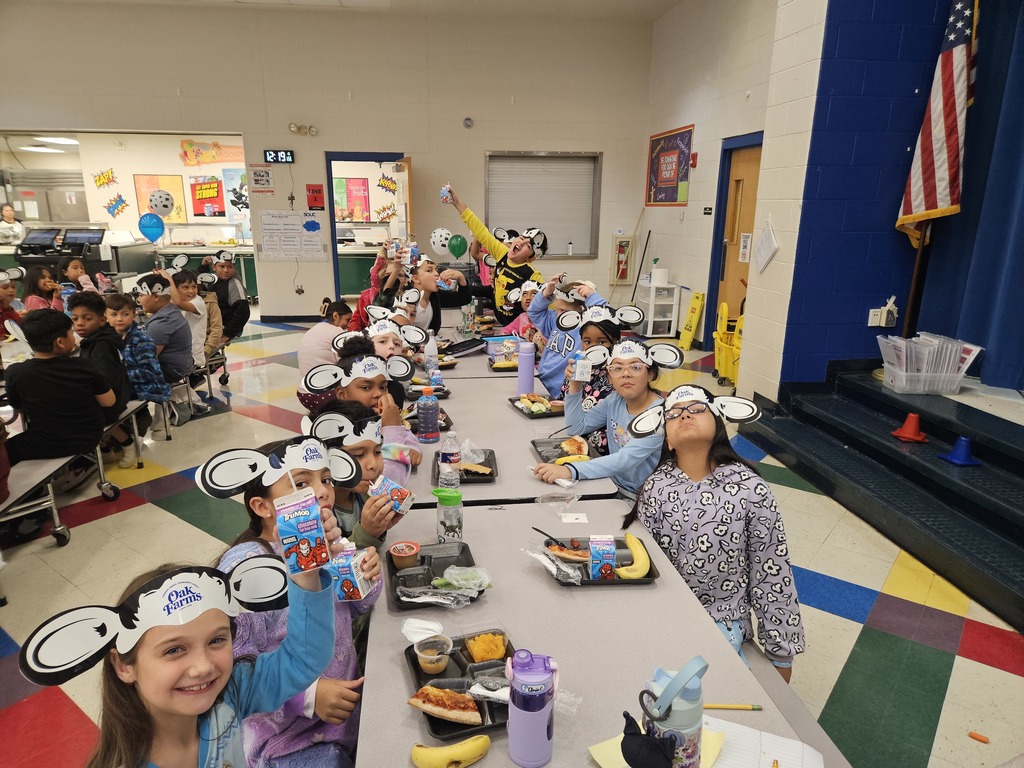 Oak Farms visited the Wildcats at lunch today