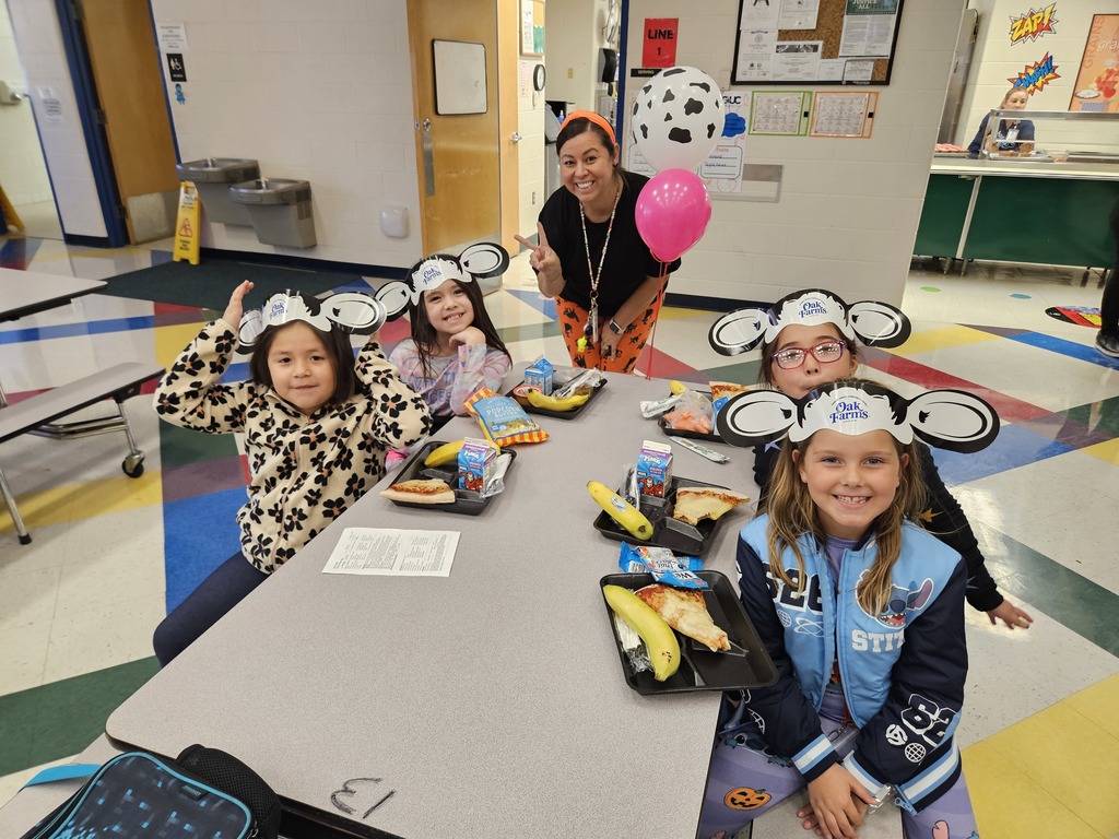 Oak Farms visited the Wildcats at lunch today