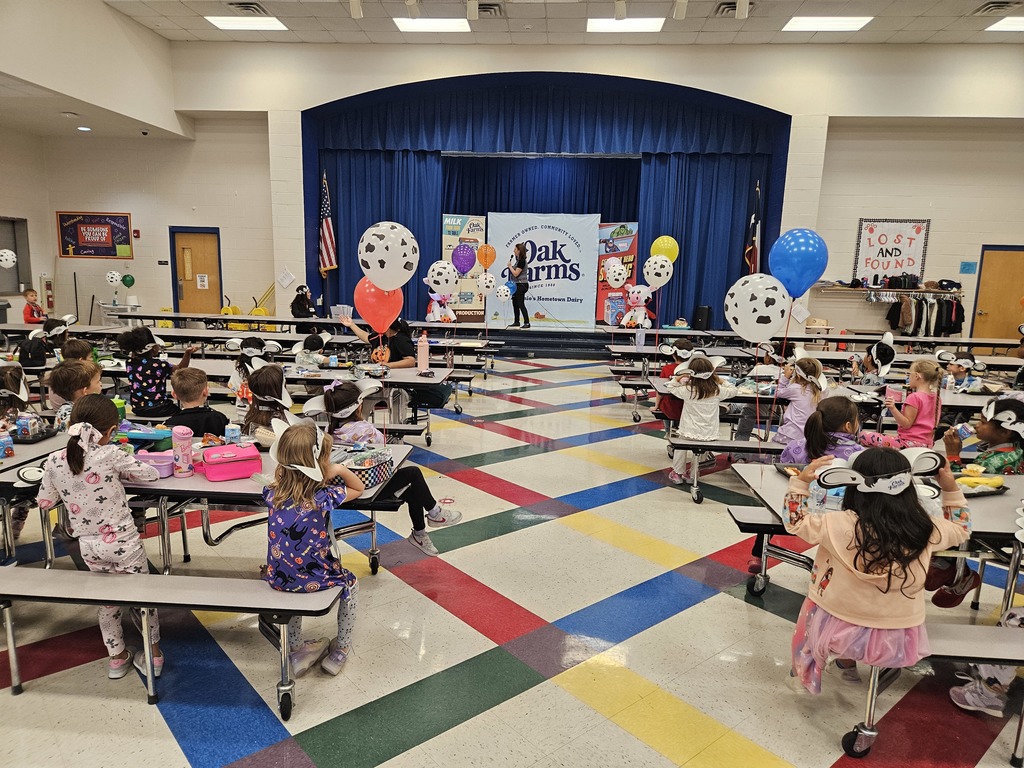 Oak Farms visited the Wildcats at lunch today