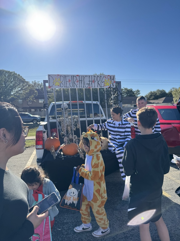 trunk or treat